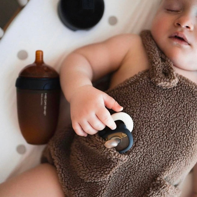 Ultra Wide Neck Baby Bottle 240ml (Schwarz)