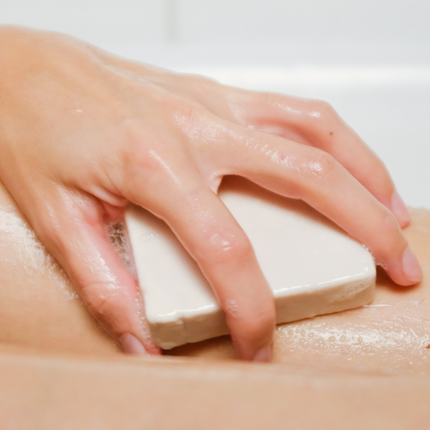 block 003 — schützende Pflegeseife mit Sheabutter | 3‑in‑1 für Gesicht, Körper & Haare